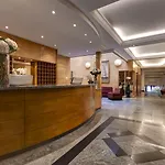 Le Patio Bastille Hotel 3*