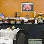 Le Patio Bastille Hotel